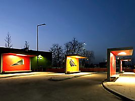 Polygonale LED-Panels als Lichtflächen