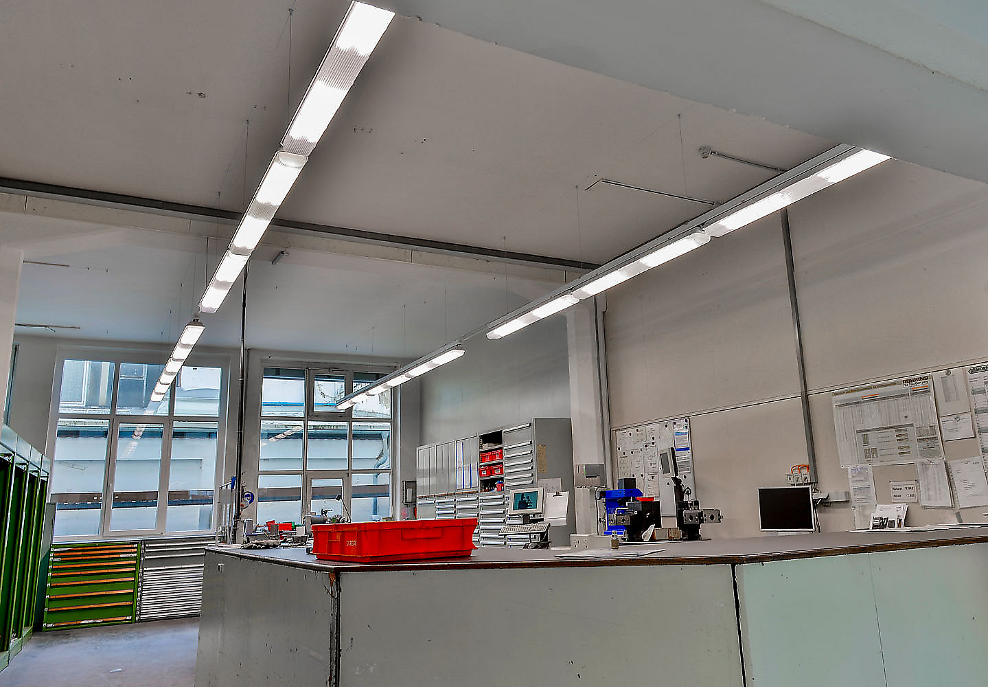 Bizerba Meßkirch - Lichtenergetische Sanierung des Werks Meßkirch; Produktion; Werkstatt