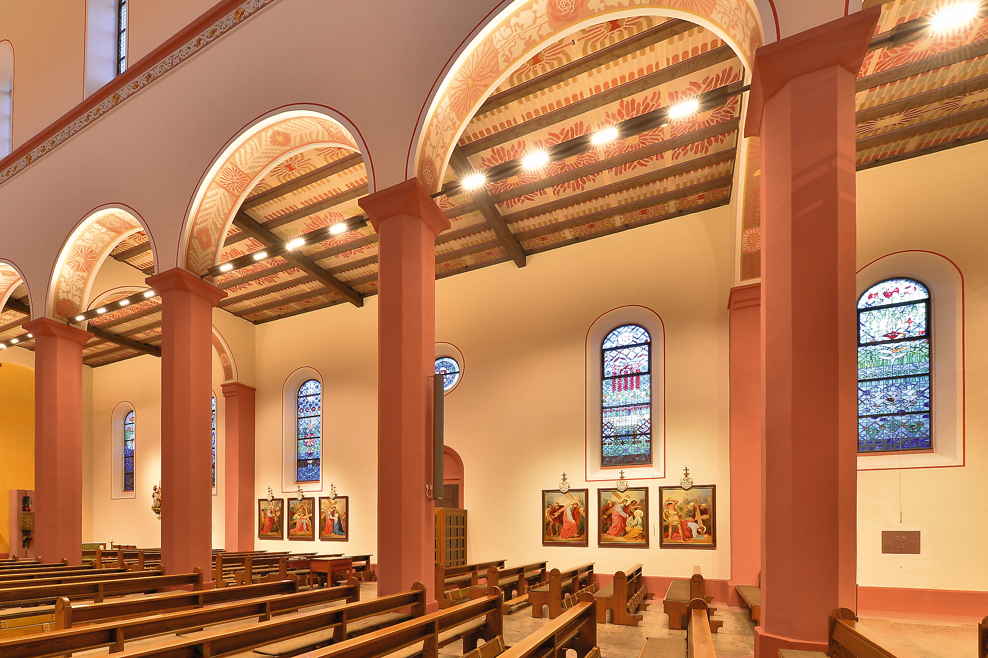 Kirche Sankt Ulrich Rheinstetten | Branche: Sakrale Bauten