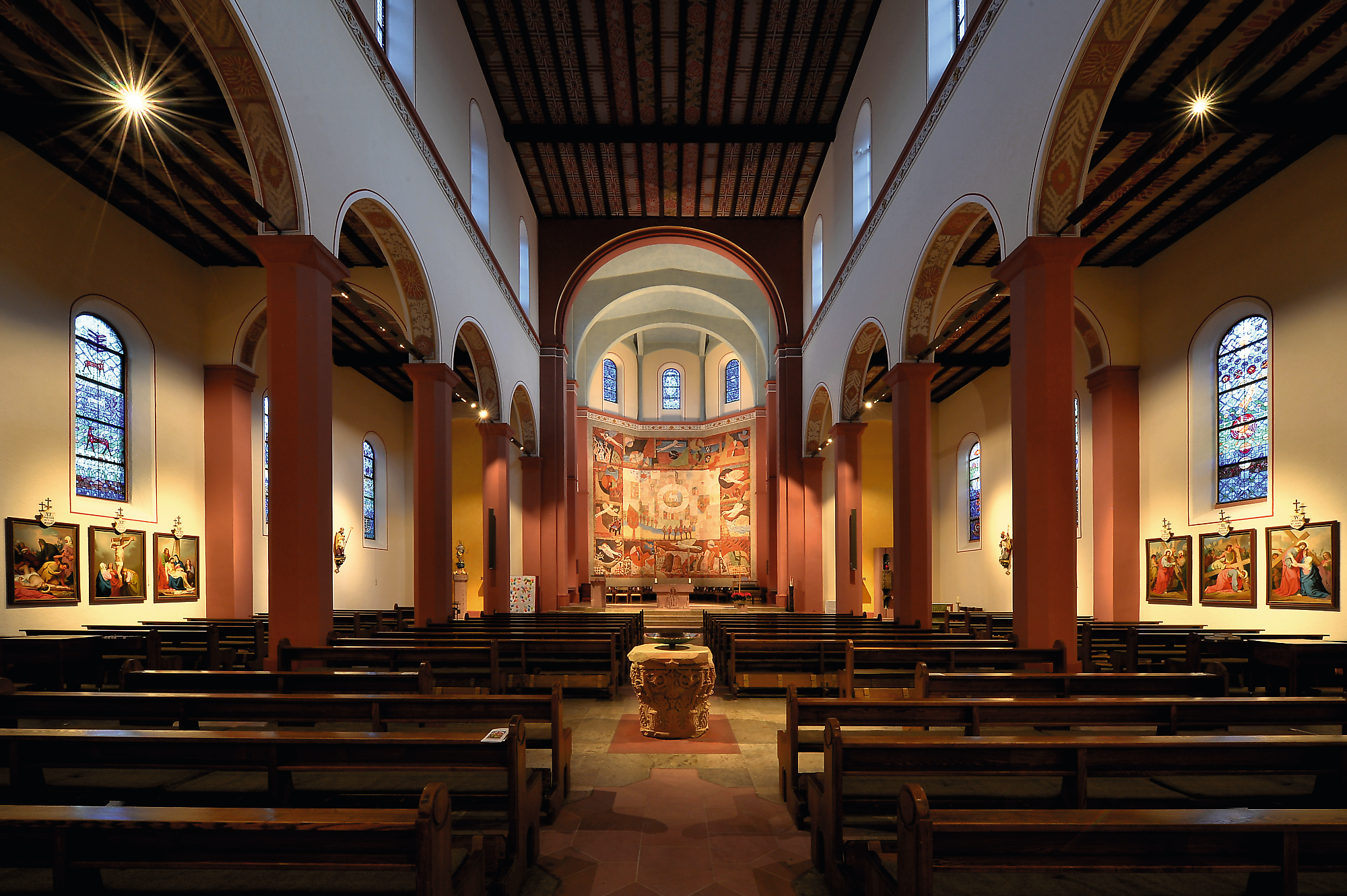 Kirche Sankt Ulrich Rheinstetten | Branche: Sakrale Bauten