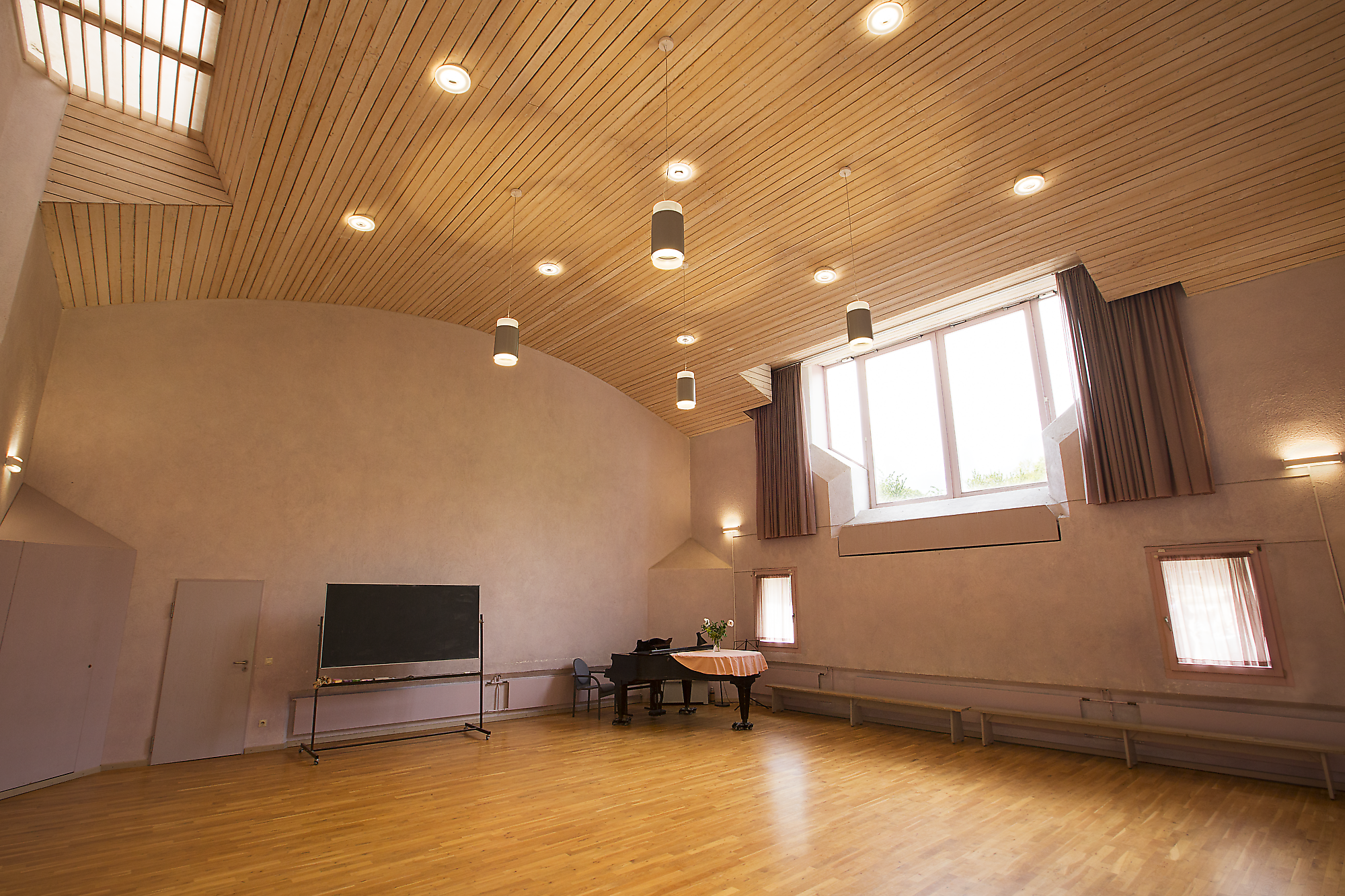 Freie Waldorfschule Aachen - Lichttechnische Sanierung der freien Waldorfschule Aachen