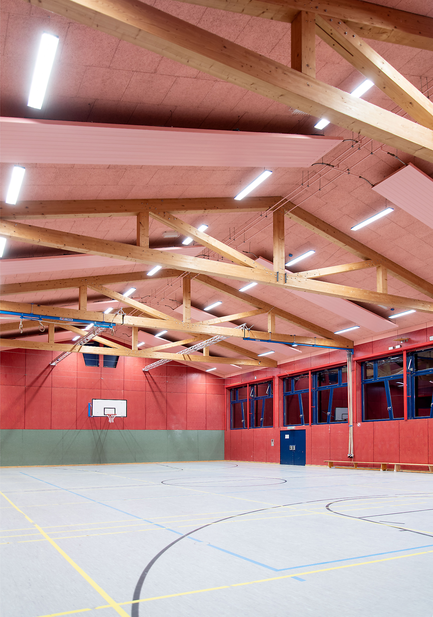 Freie Waldorfschule Lensahn - Lichttechnische und -gestalterische Sanierung der Waldorfschule Lensahn