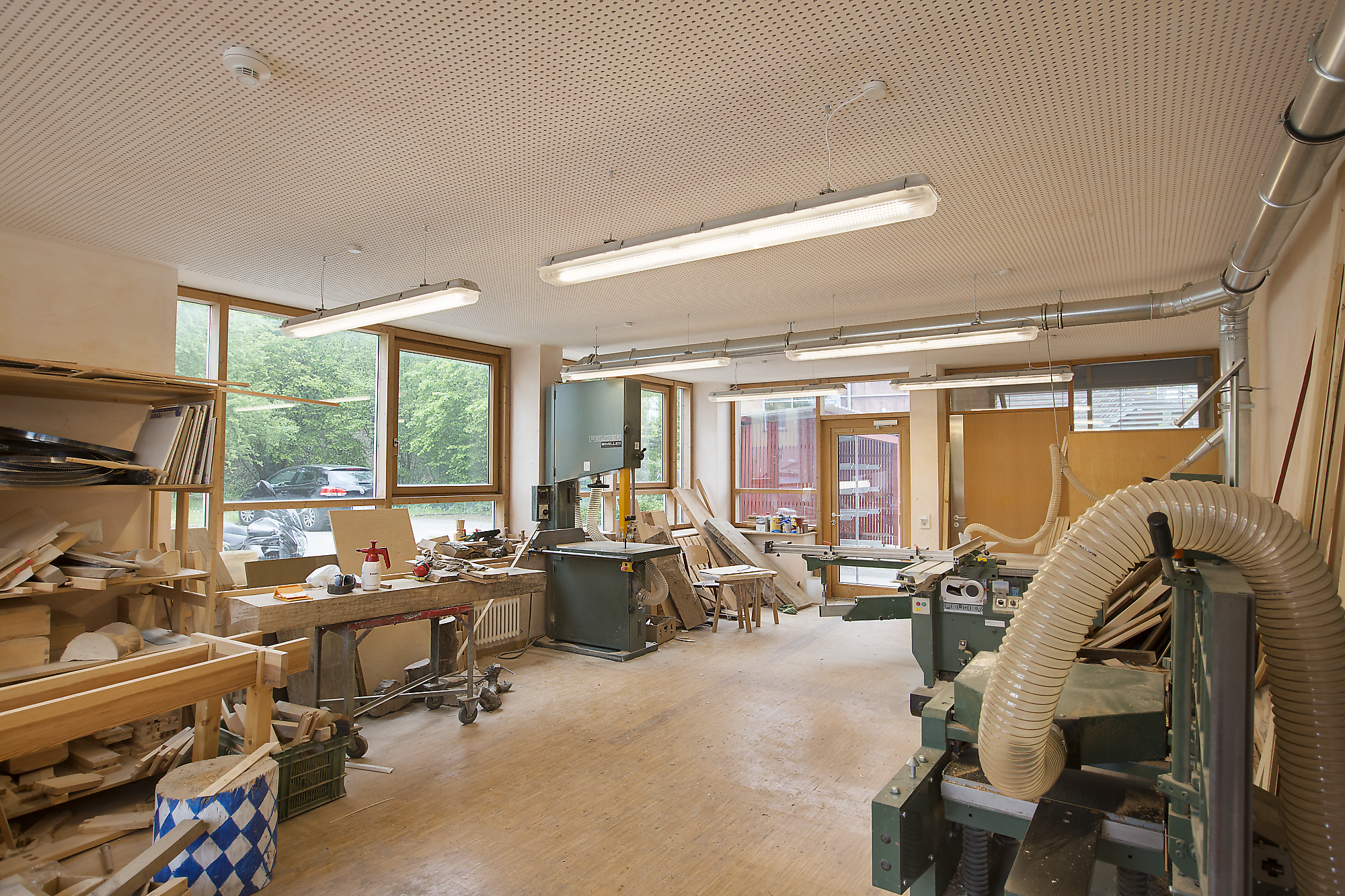 Freie Waldorfschule Lörrach - Lichttechnische Sanierung der freien Waldorfschule Lörrach