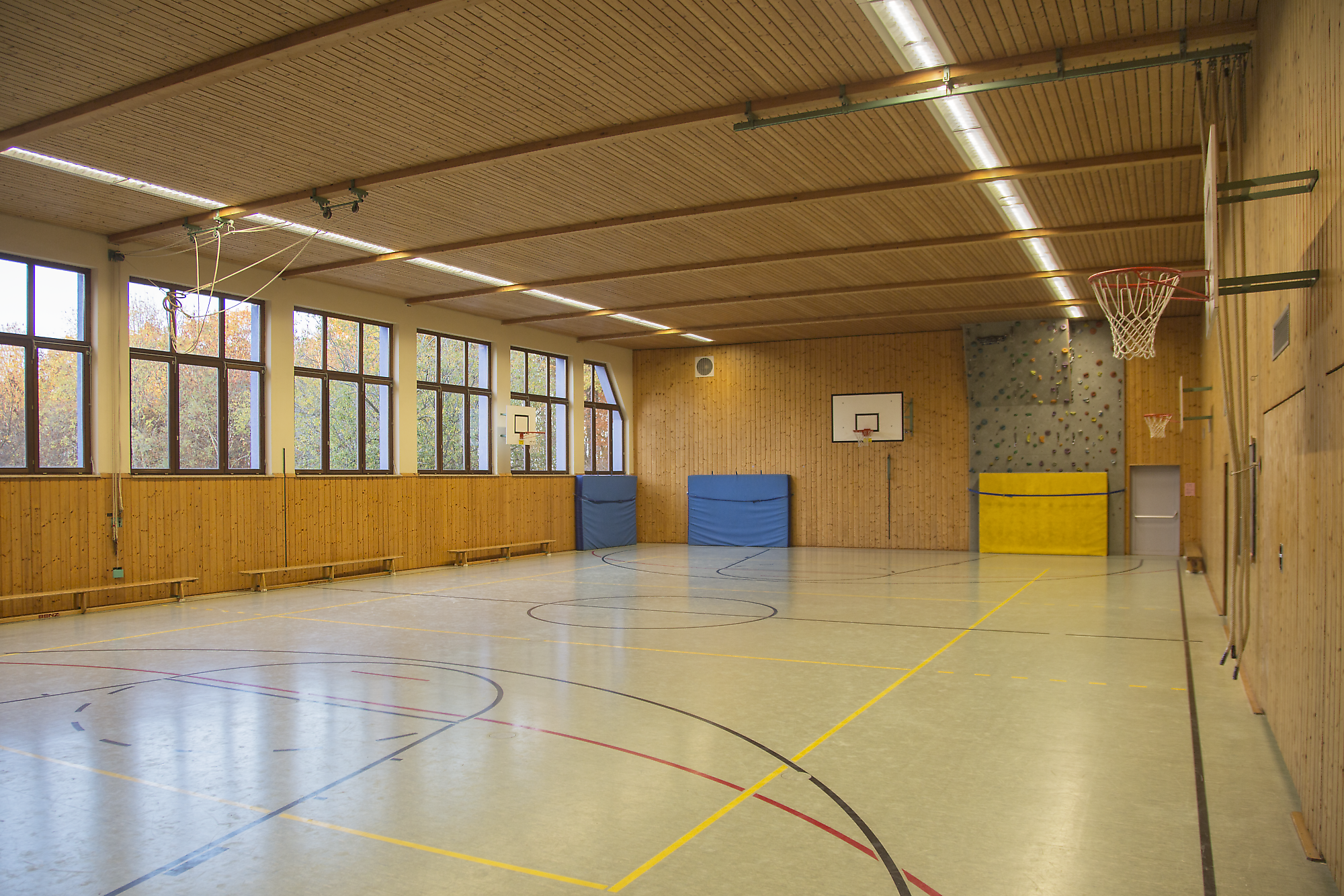 Freie Waldorfschule Tübingen - Lichttechnische Sanierung der Freien Waldorfschule Tübingen